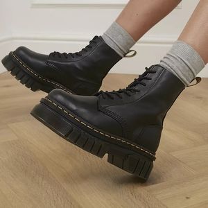 BNWT and box Dr. Martens Audrick 8-Eye women's black boots 8